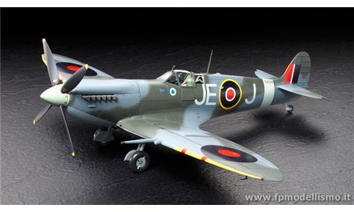 Supermarine Spitfire Mk.IXc Scala 1:32 Tamiya 60319 Costruito e Verniciato EURO 292,00 * in Kit 142,00 (Iva Incl.) * Prodotto su Prenotazione