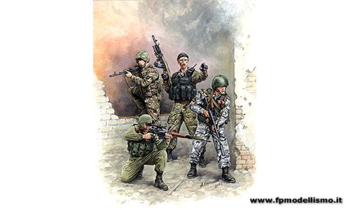 Russian Special Forces in scala 1/35 Zvezda 3561 * * EURO 7,90 in Kit ** Euro 22,90 Costruito (Iva Incl.)