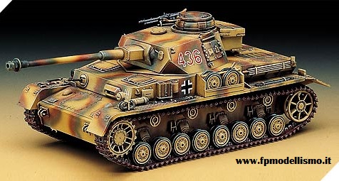 German Panzer IV H/J scala 1:35 AC13234 * Euro 24,50 in Kit * Euro 64,50 Costruito (Iva Incl.)