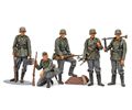 German Infantry Set (Mid-WWII) in scala 1/35 TA35371 * EURO 20,00 in Kit * Euro 40,00 Costruiti (Iva Incl.) Art. Temporaneamente NON Disponibile