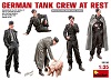 German Tank Crew at Rest in scala 1:35 MiniArt 35198 * EURO 14,00 in Kit ** EURO 34,00 Costruito (Iva Incl.)