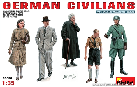 German Civilians in scala 1:35 MiniArt * Euro 11,00 in Kit * Euro 31,00 Costruiti (Iva Incl.) Art. Temporaneamente NON Disponibile