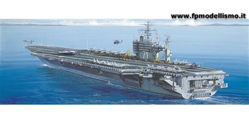 Portaerei U.S.S. Theodore Roosevelt in scala 1:720 Italeri 5531 * EURO 25,50 in Kit * Euro 95,50 Costruita (Iva Incl.) Art. Temporaneamente NON Disponibile