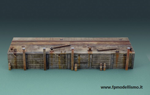 Long Dock (Molo Lungo) in scala 1:35 Italeri 5612 * Euro 37,50 in Kit * Euro 97,50 Costruito (Iva Incl.) Art. Temporaneamente NON Disponibile