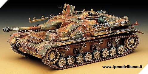 Sturmgeschutz IV Scala 1:35 AC13235 * Euro 24,50 in Kit * Euro 64,50 Costruito (Iva Incl.)