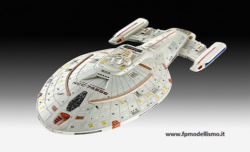 U.S.S. Voyager Star Trek Revell 04992 * EURO 42,00 in kit ** Euro 132,00 Costruito (Iva Incl.)