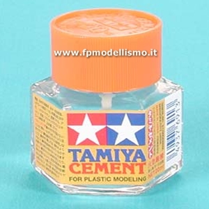 Colla Trasparente con pennellino Cement 20ml.Tamiya 87012 * Euro 2,90 (Iva Incl.)