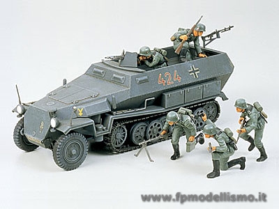 German HANOMAG SDKFZ6151/1 in scala 1/35 Tamiya 35020 * EURO 28,20 in Kit ** Euro 68,20 Costruito (Iva Incl.)